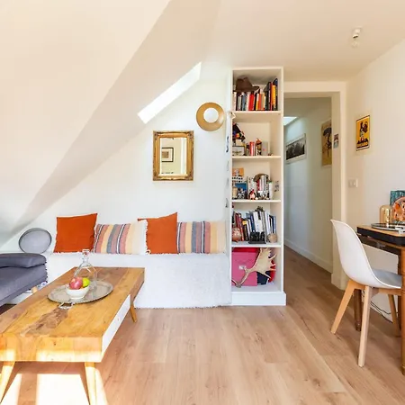 Апартаменты Harmonie Sous Elegance Au Marais *